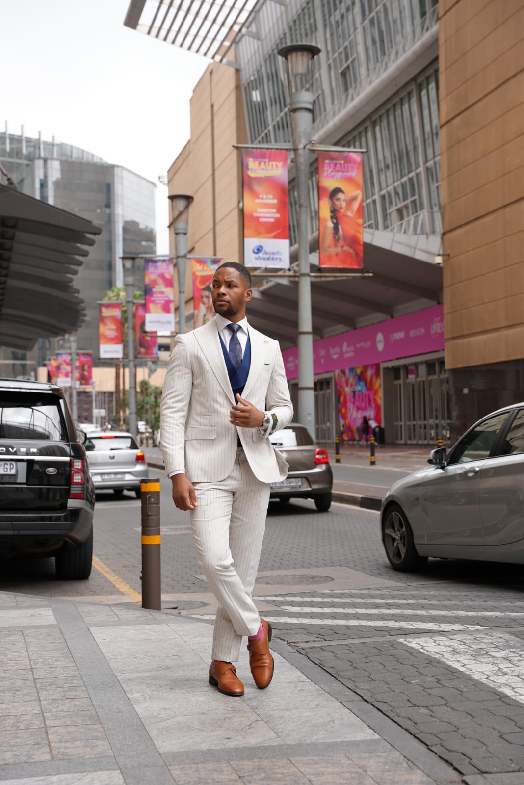 FM4 Cream Stripes 3-Piece Slim Fit Suit